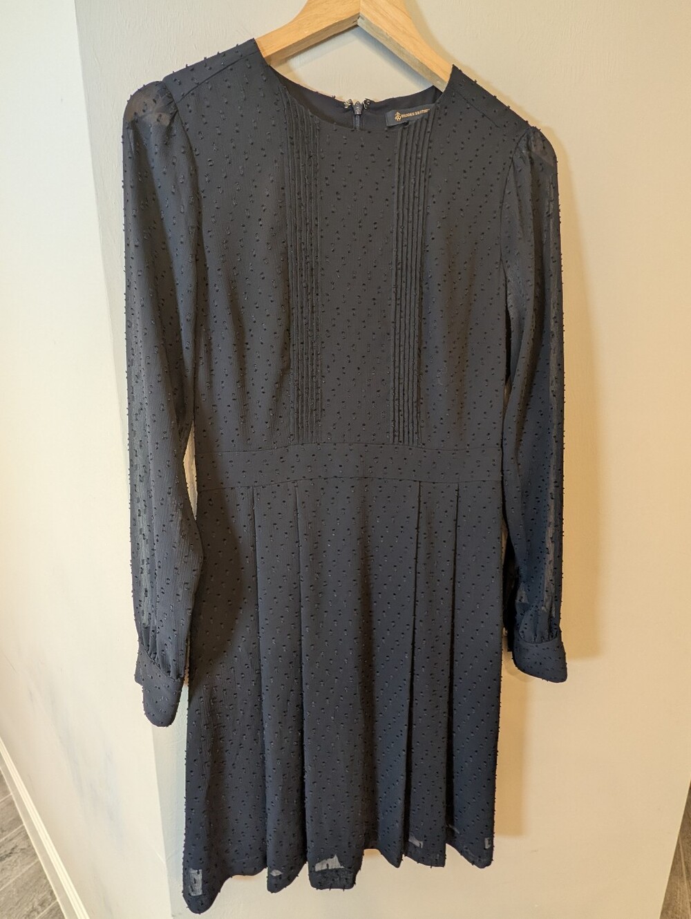 Brooks Brothers Navy Swiss Dot Lightweight Crepe Dress -Pleat Details Navy 6